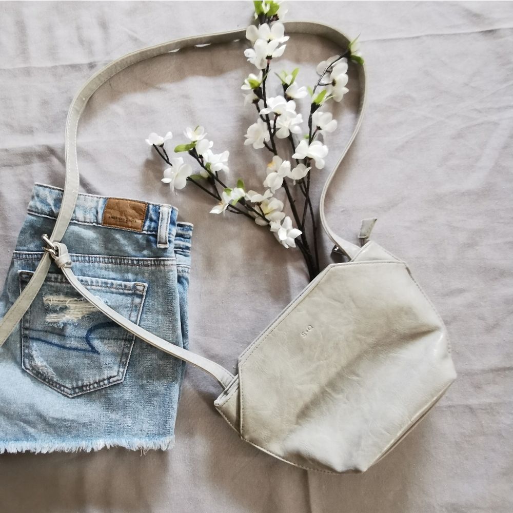 3/$20▪️SQ Crossbody Bag